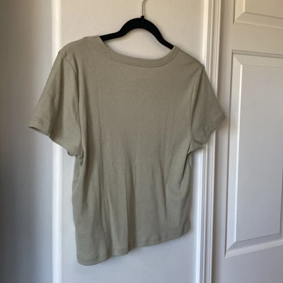 American Eagle The Summer I Turned Pretty Merch - Sage Green “Cousins Beach” Tee - Picture 4 of 5